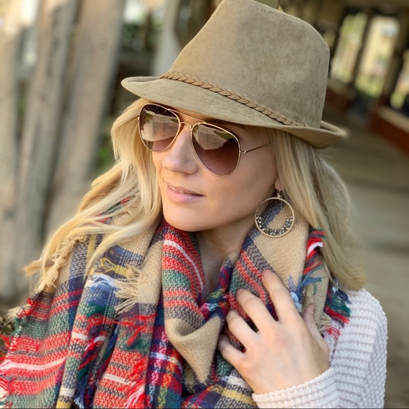 Infinity Raine Accessories - ✨LAST ONE✨Khaki Fedora with braided trim